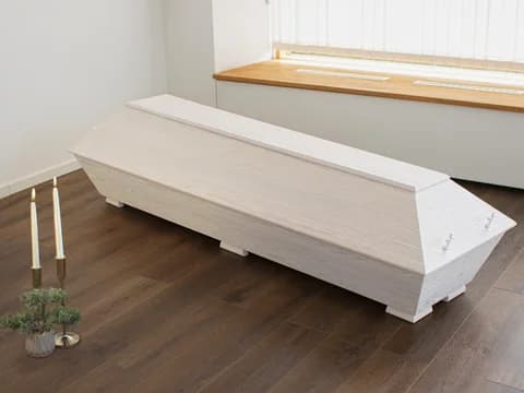 Kalla (Suunnittelija: Ritva-Liisa Pohjalainen)